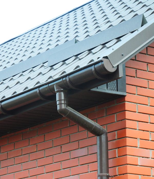 guttering-brick-house